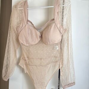 Haute Monde Light a pink Mesh body suit size L/Large